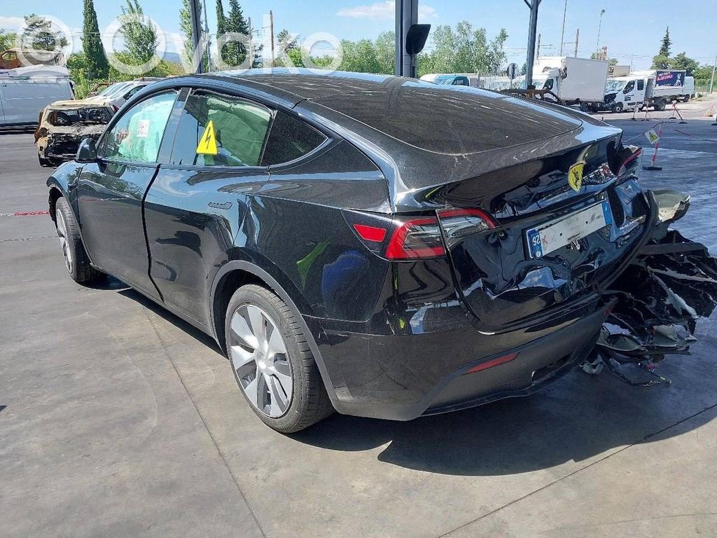Model Y Tesla Model Y  128832600A