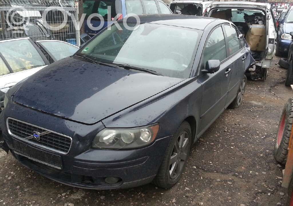 S40 S40, V40  30710070