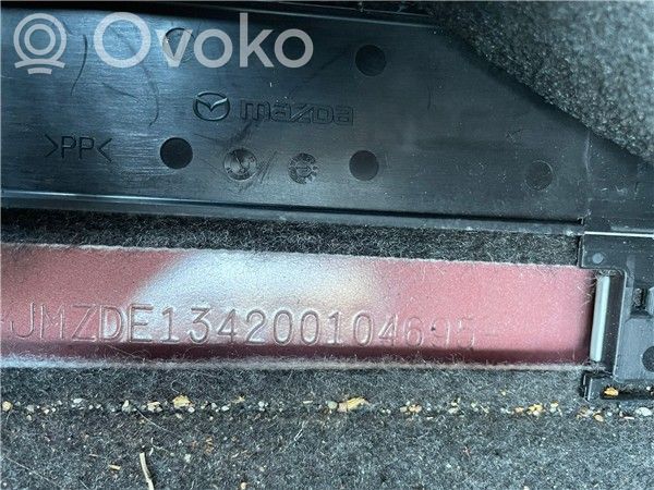 2 2  8V2111000