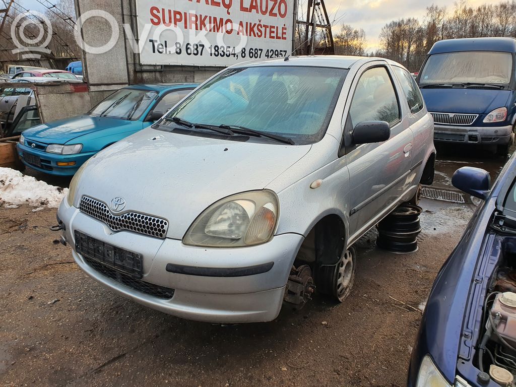 Yaris Yaris  8715052080