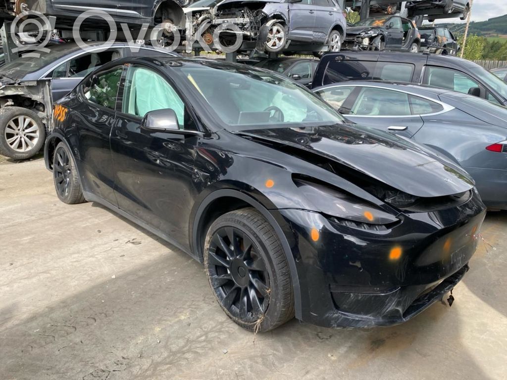 Model Y Tesla Model Y  149784710D
