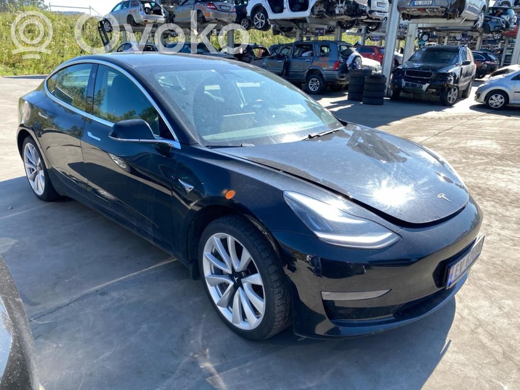 Model 3 Tesla Model 3  108340105I