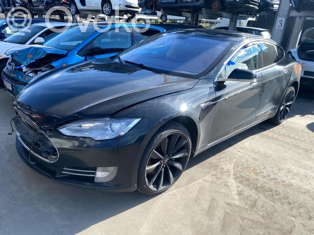 Model S Tesla Model S  6006622E0H