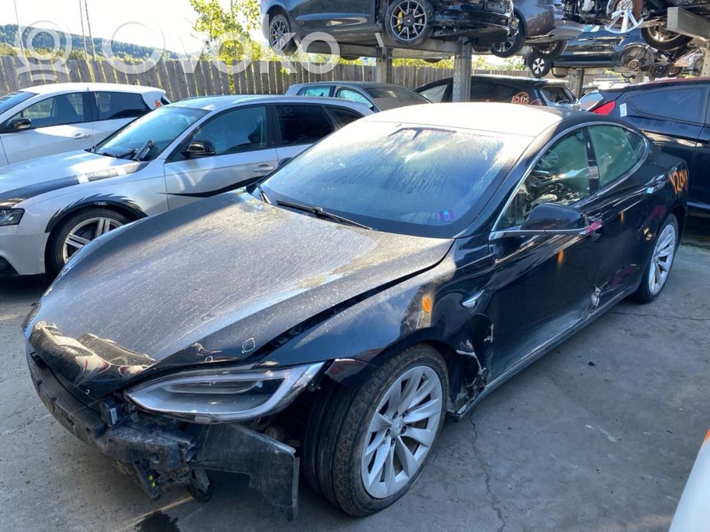 Model S Tesla Model S  109984100C