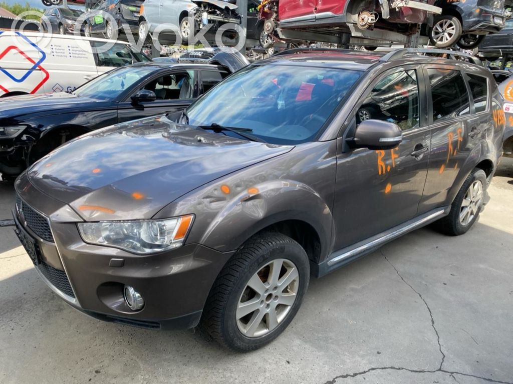 Outlander Outlander  4HK