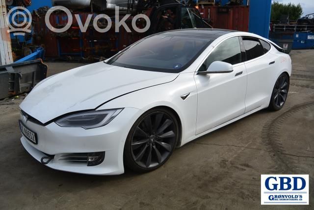Model S Tesla Model S  600710000AA