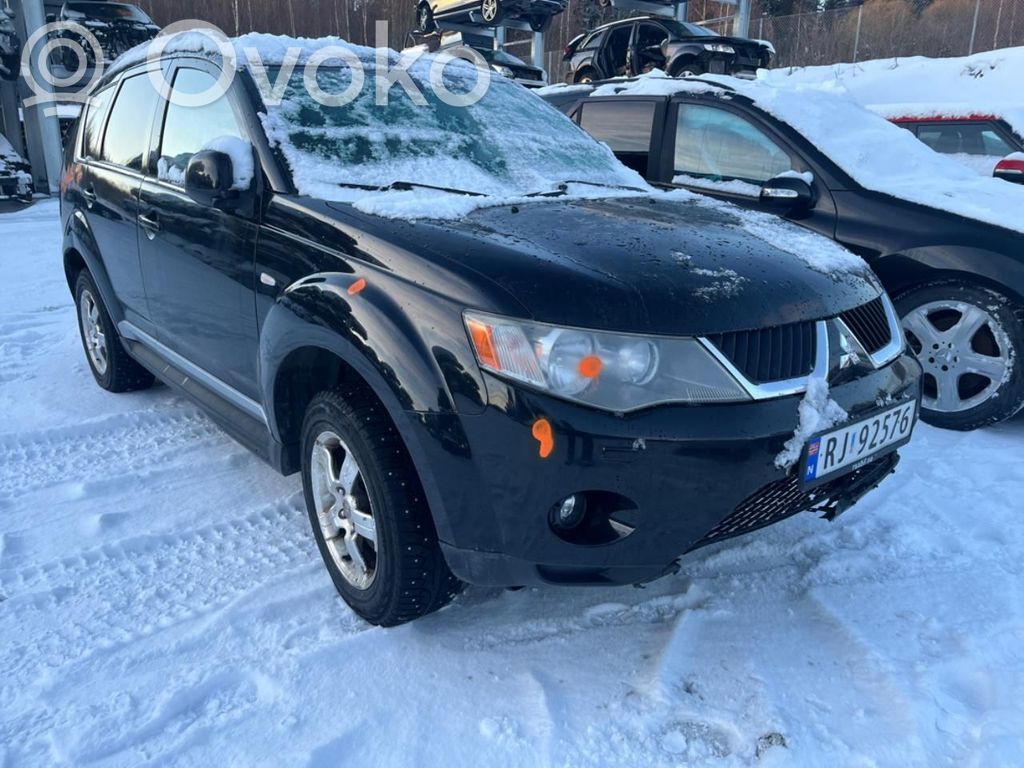 Outlander Outlander  8331A005