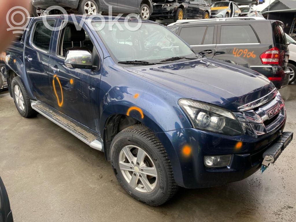 D-Max D-Max  8979463591