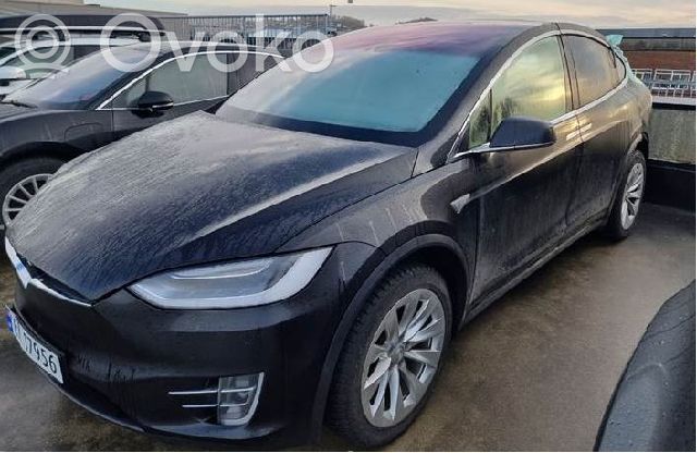 Model X Tesla Model X  102711500D
