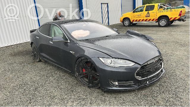 Model S Tesla Model S  600697200A