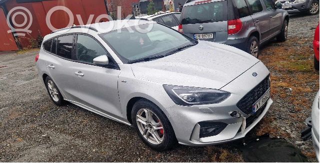 Focus Focus  2303051