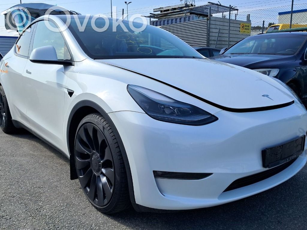 Model Y Tesla Model Y  128832600A