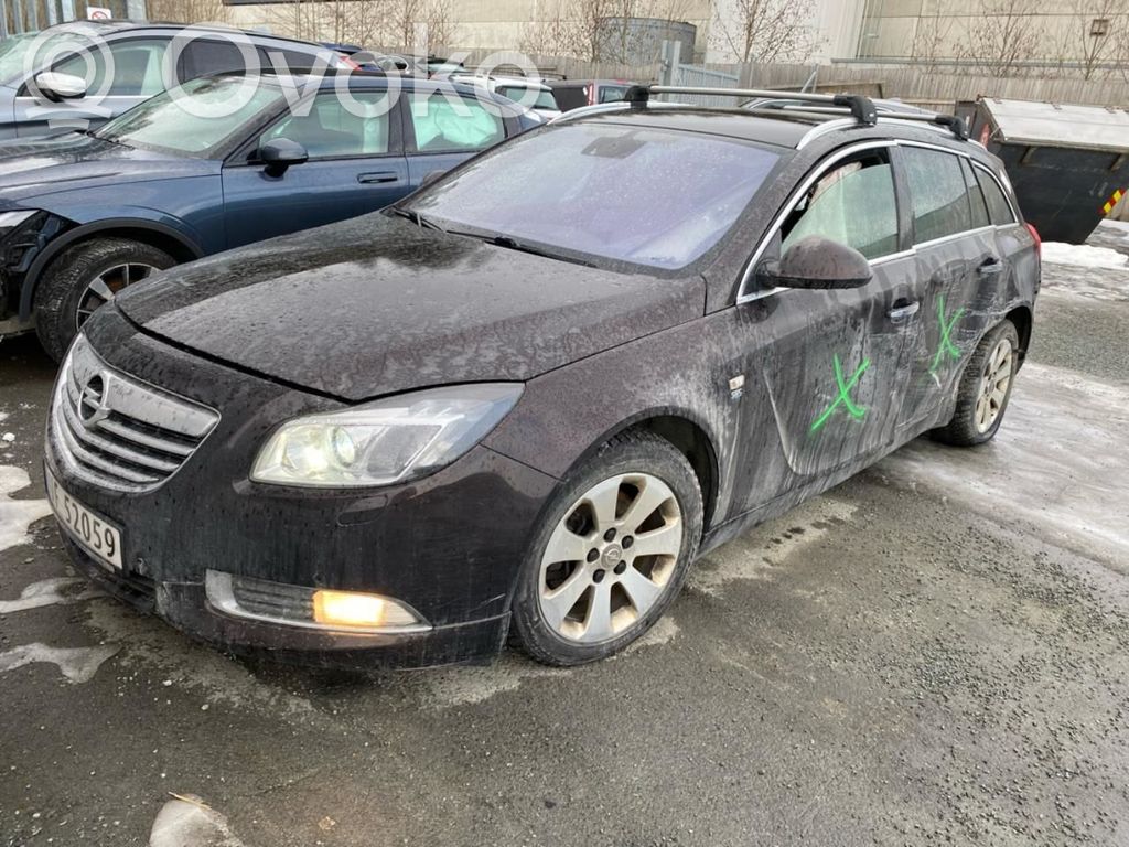 Insignia A Insignia  13502581