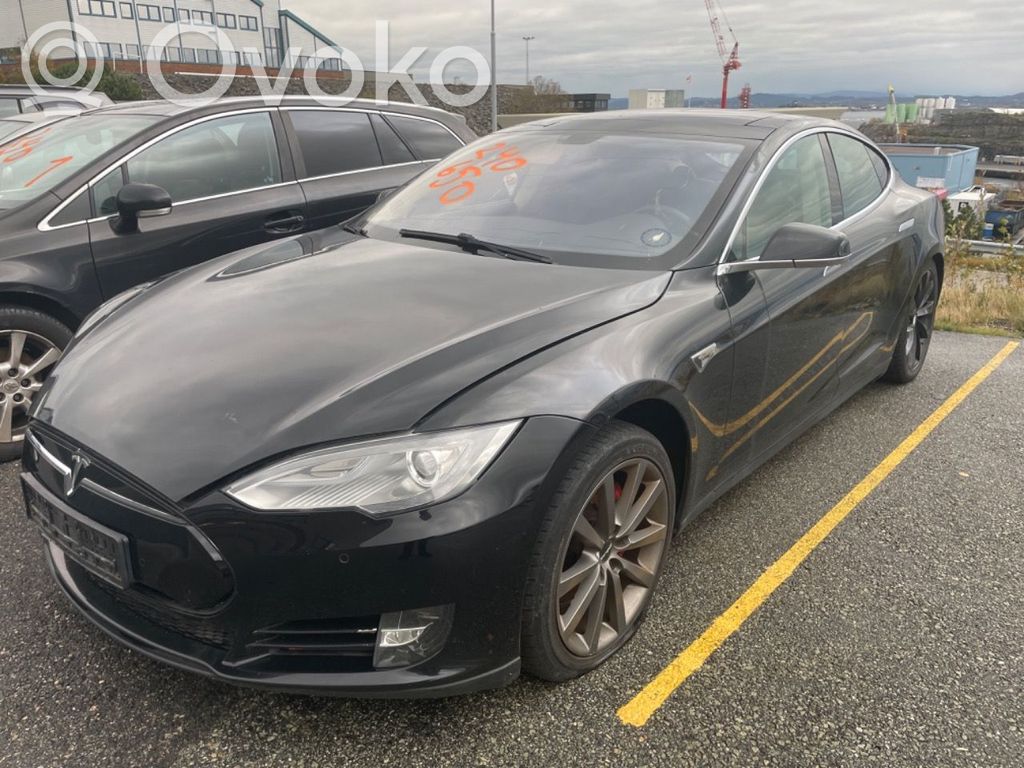 Model S Tesla Model S  6006622E0E