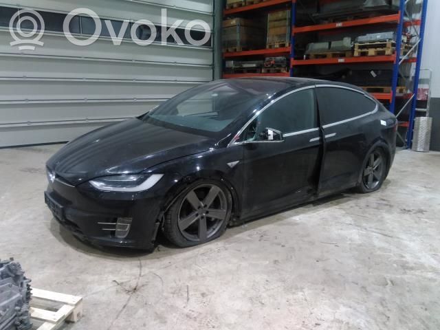 Model X Tesla Model X  106205600B