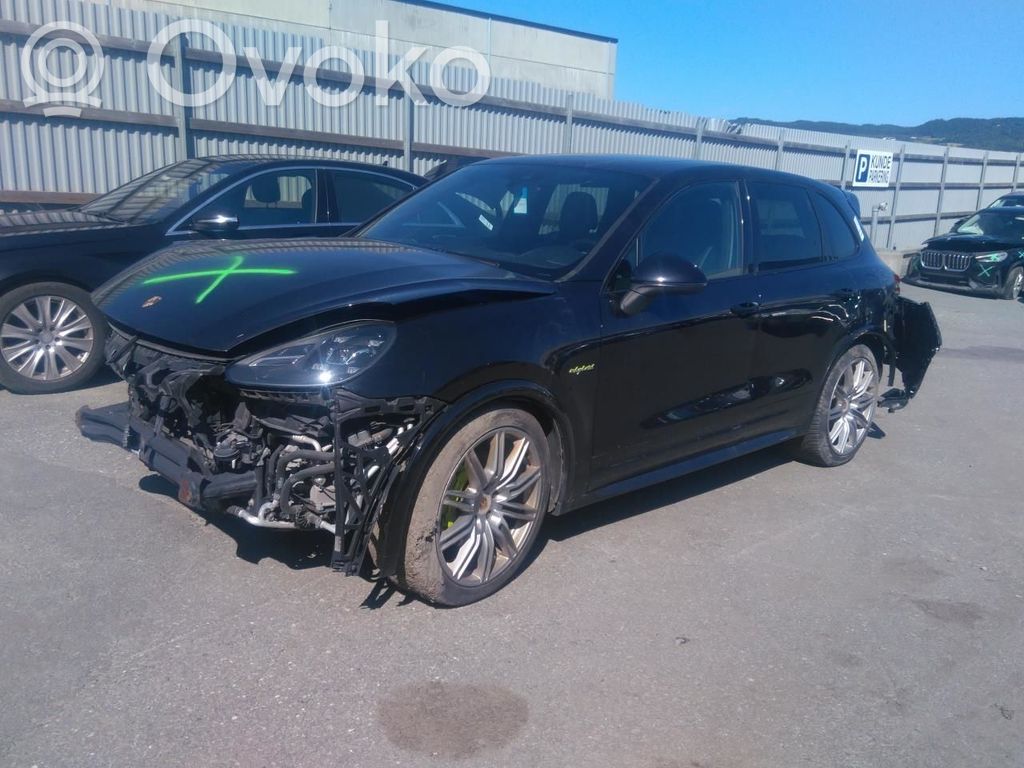 Cayenne (92A) Cayenne  95861860370