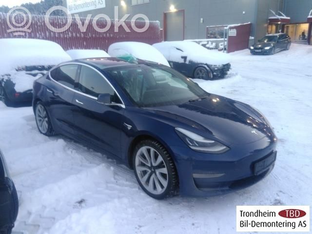 Model 3 Tesla Model 3  109329500A