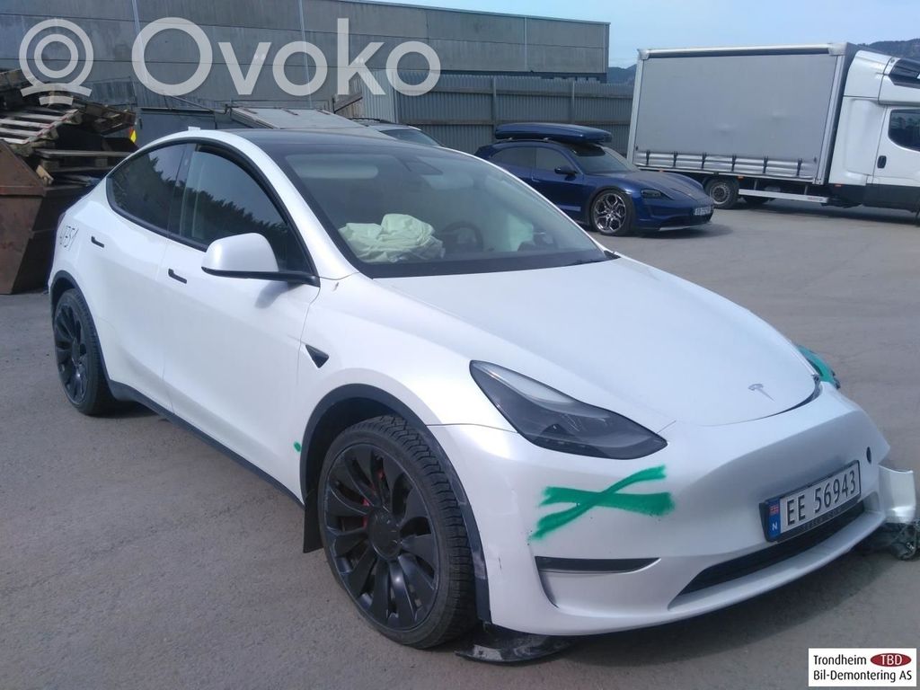 Model Y Tesla Model Y  159848699D