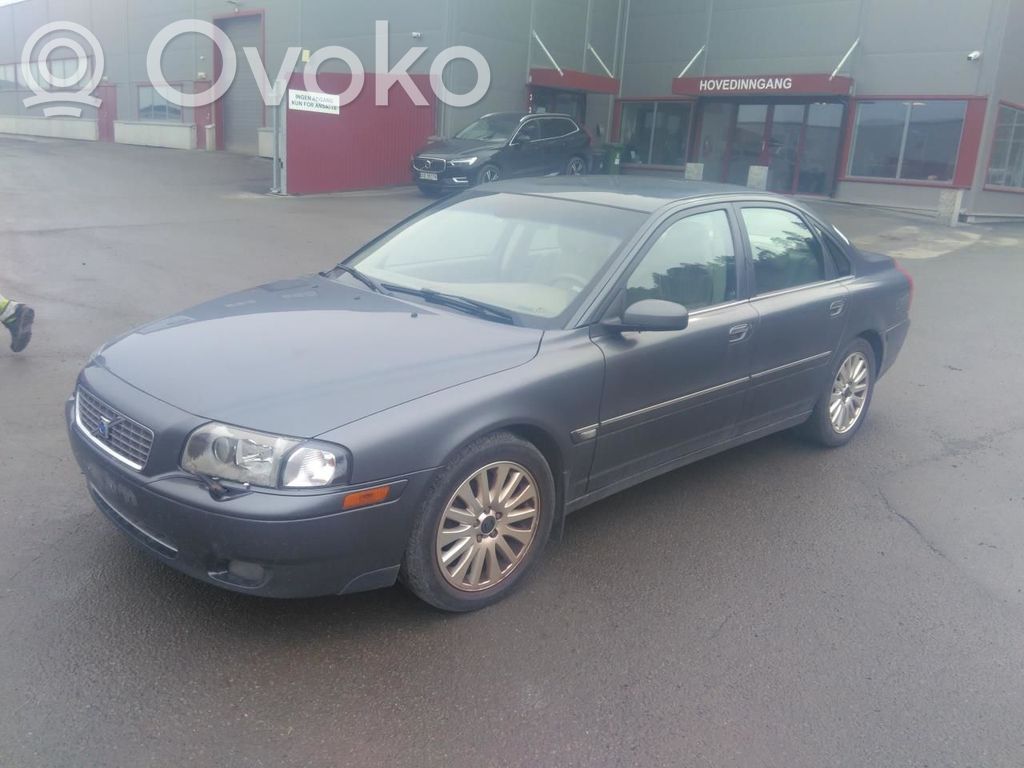 S80 S80  9488034