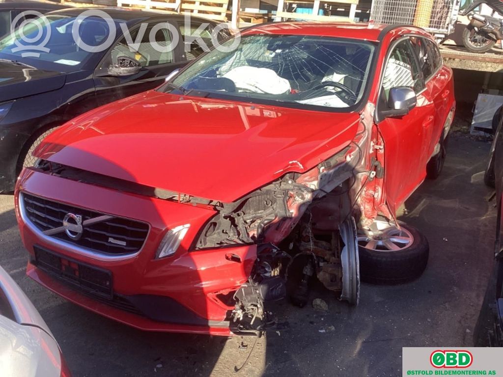 V60 V60, V60 Cross Country  30659475