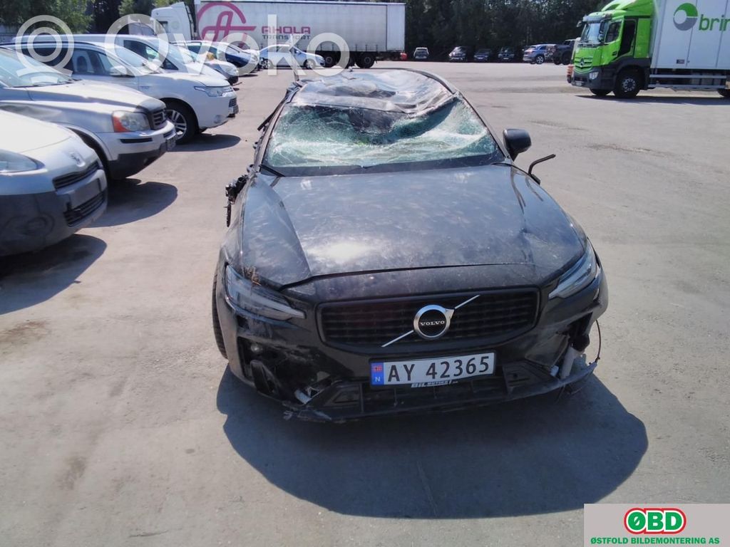 V60 V60, V60 Cross Country  32209357