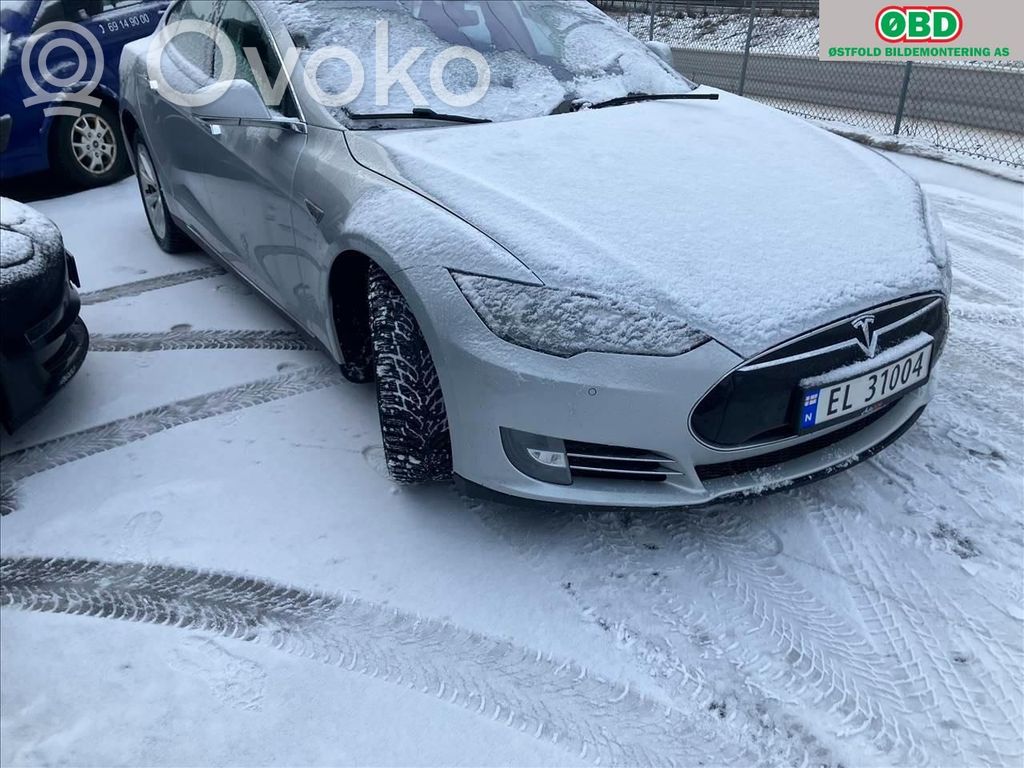 Model S Tesla Model S  600592000C