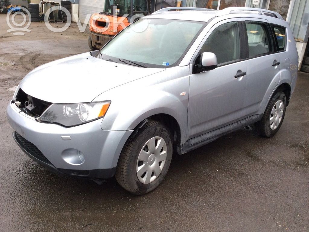 Outlander Outlander  1355A102