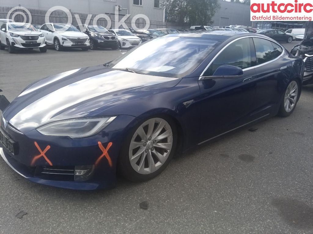 Model S Tesla Model S  102125200F