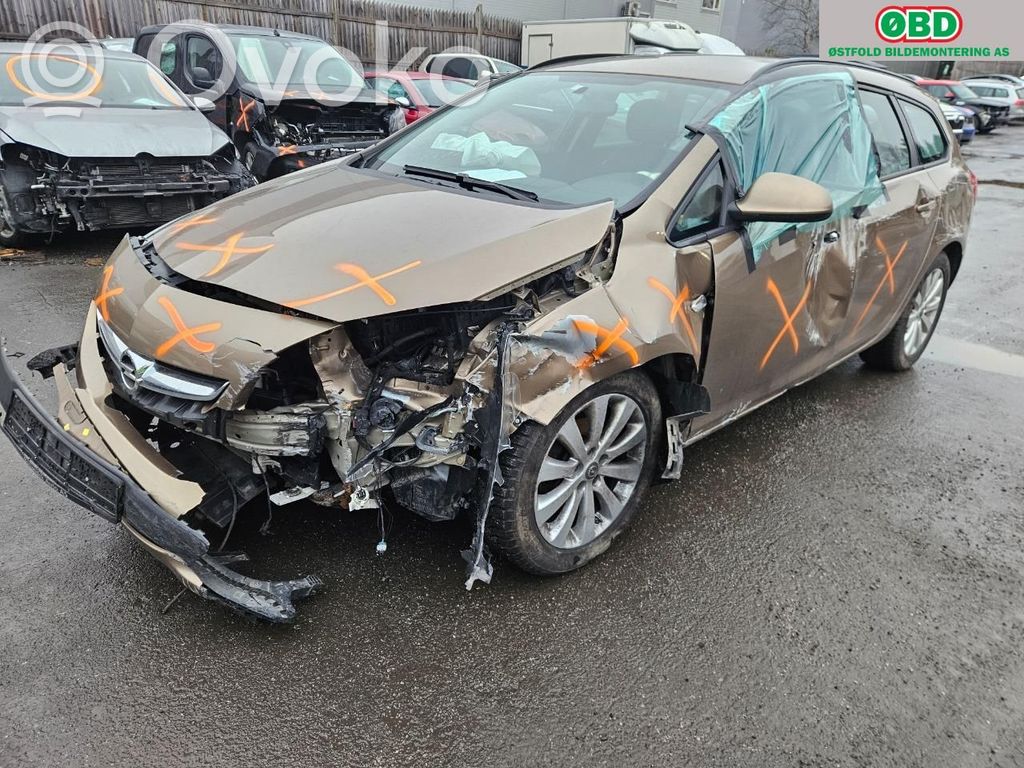 Astra J Astra  13581891