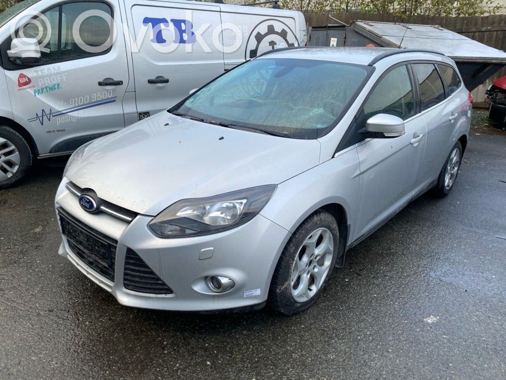 Focus Focus  1706279