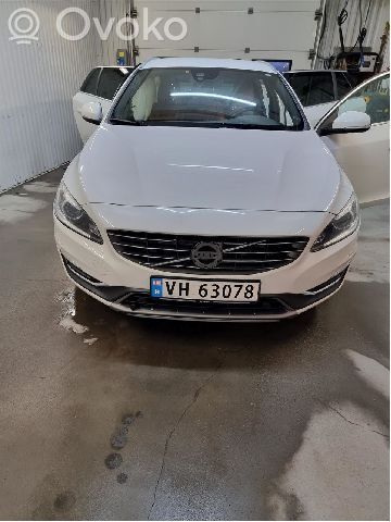 V60 V60, V60 Cross Country  31481775