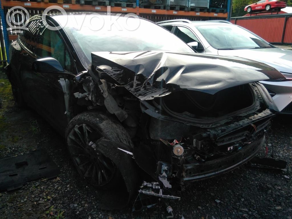 Model X Tesla Model X  103434499A