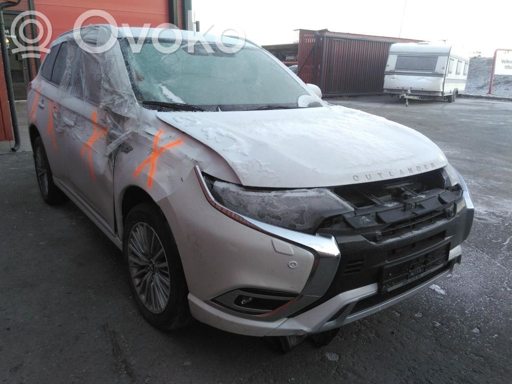 Outlander Outlander  8401A162YA