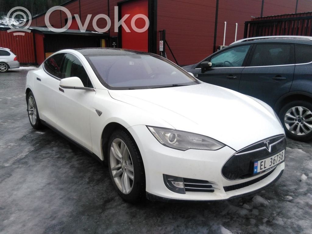 Model S Tesla Model S