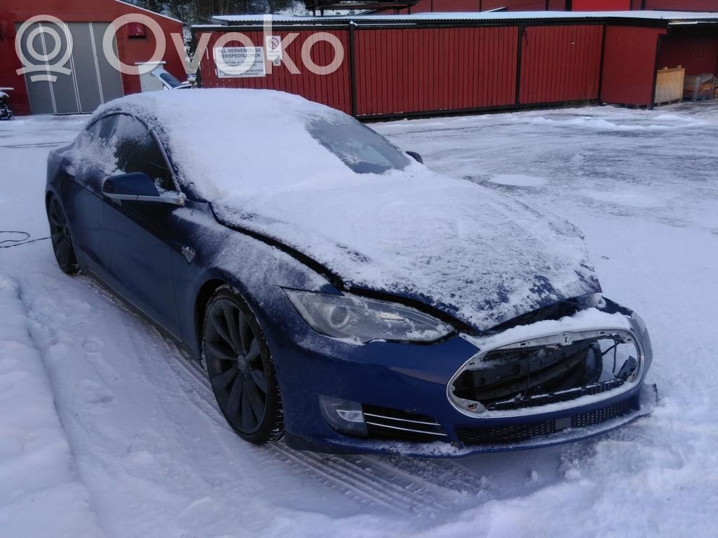 Model S Tesla Model S