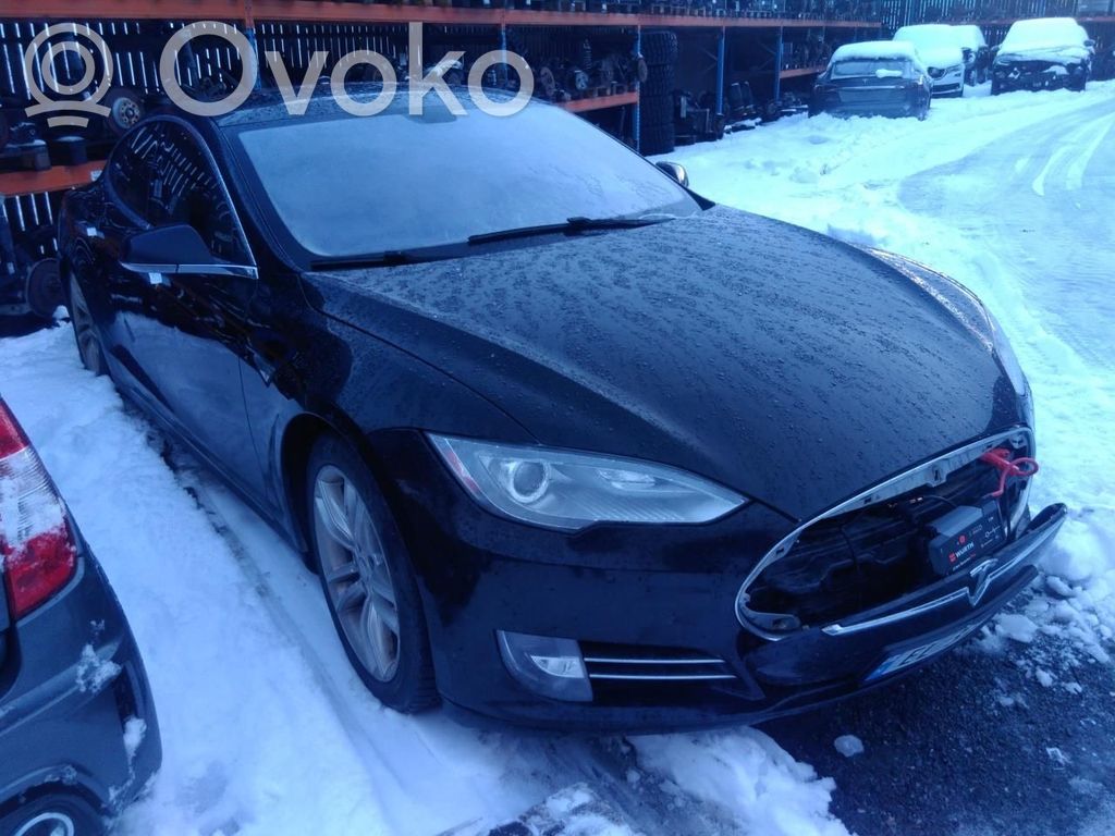 Model S Tesla Model S  600636300C
