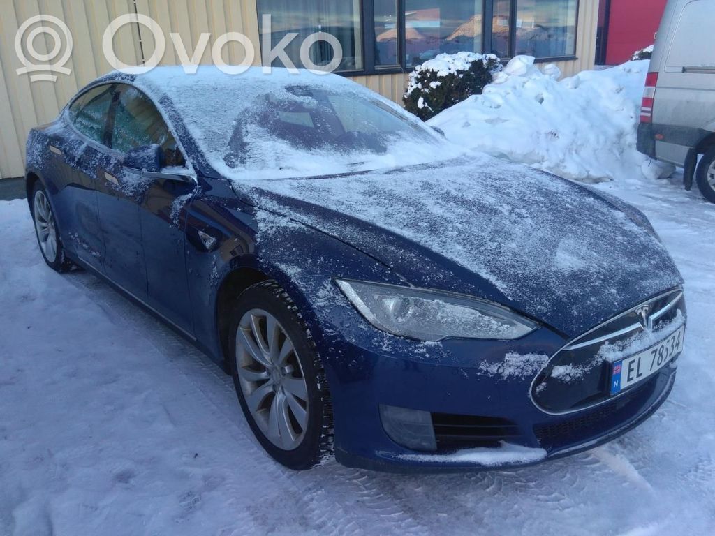Model S Tesla Model S