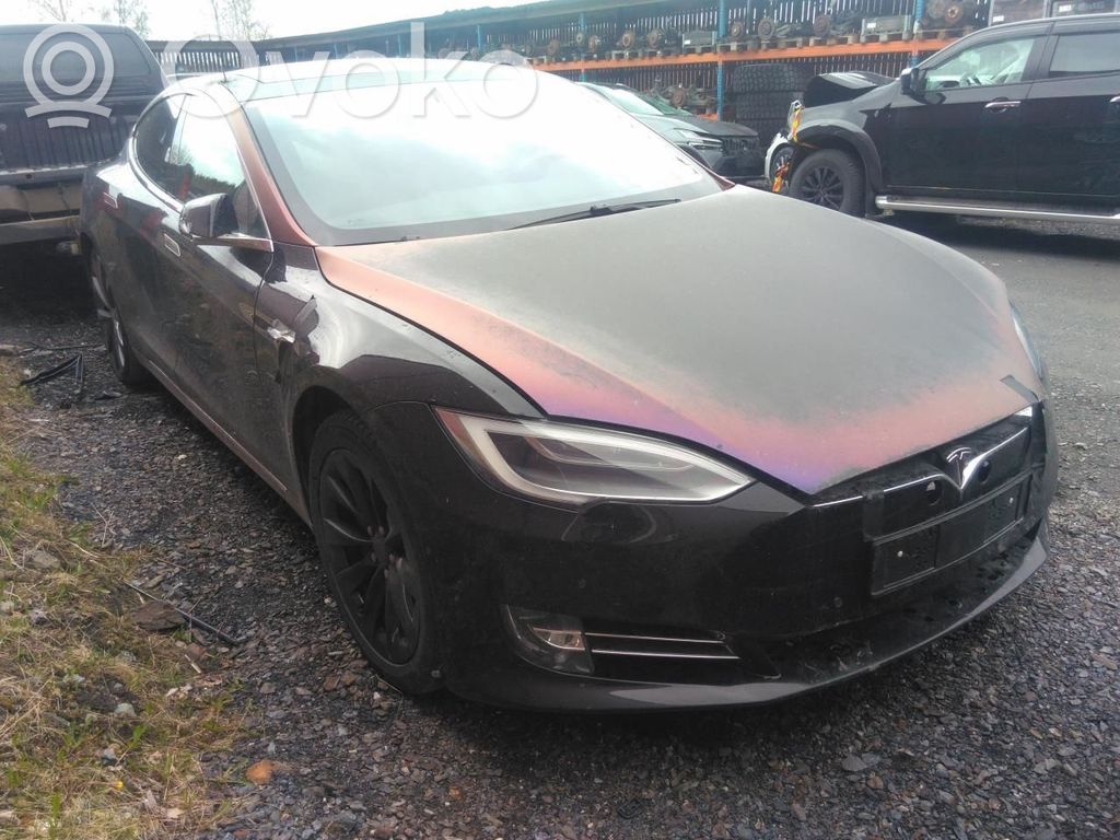 Model S Tesla Model S