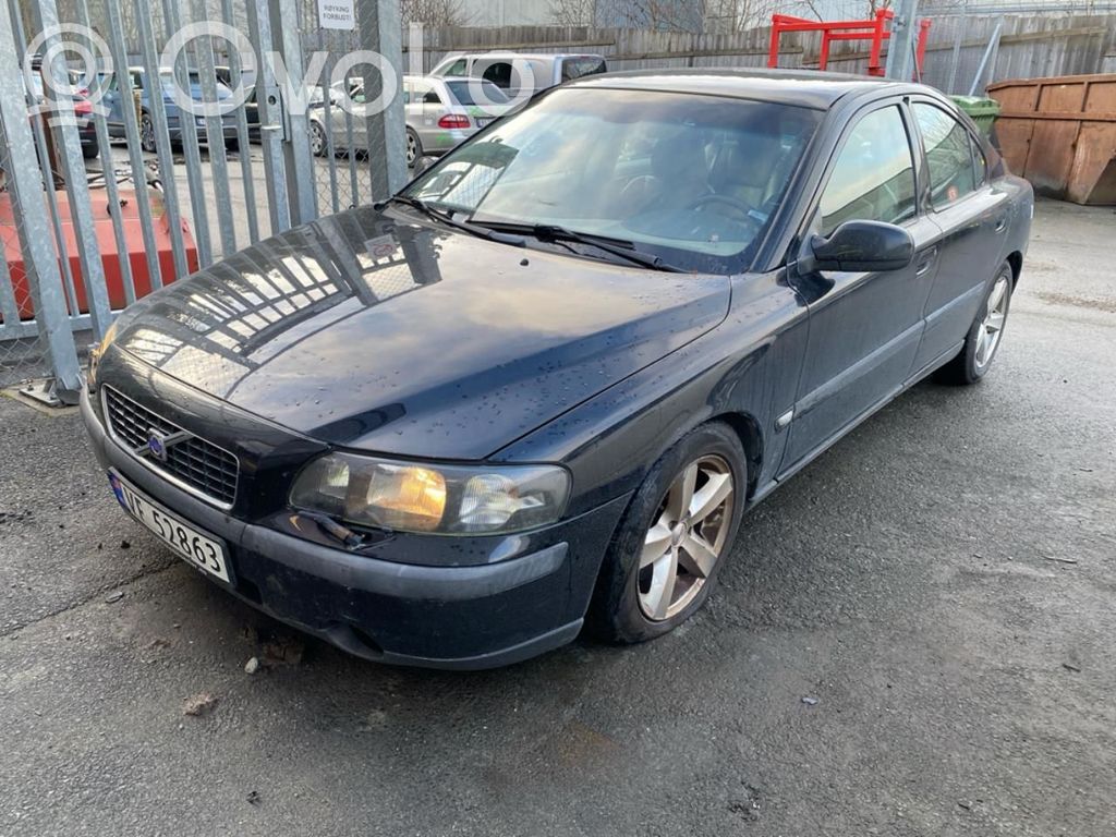 S60 S60  36050357