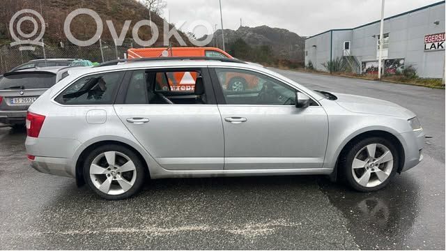 Octavia Mk3 (5E) Octavia  5E9807421
