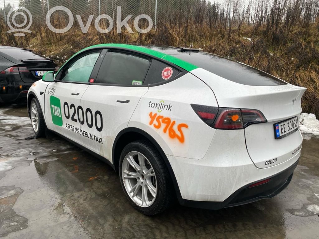 Model Y Tesla Model Y  152811500D