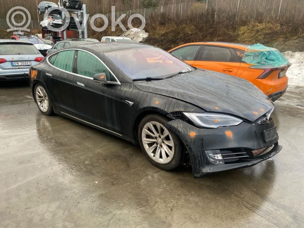 Model S Tesla Model S