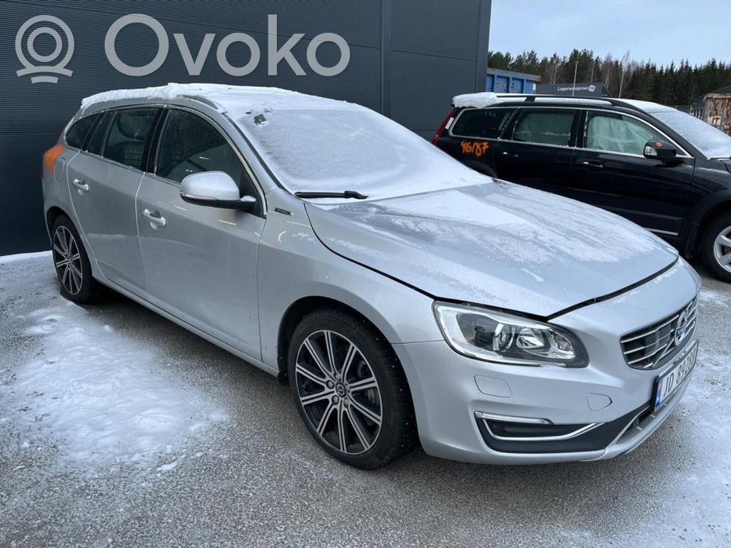 V60 V60, V60 Cross Country  36012608