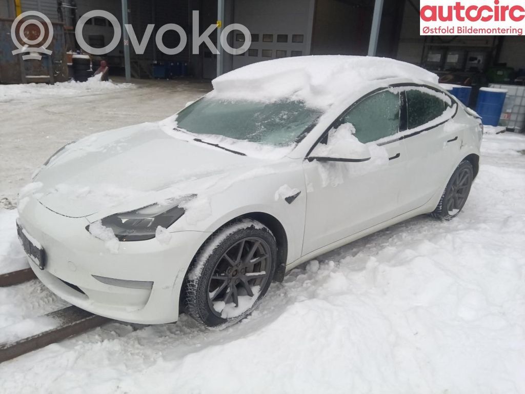 Model 3 Tesla Model 3  160780700A