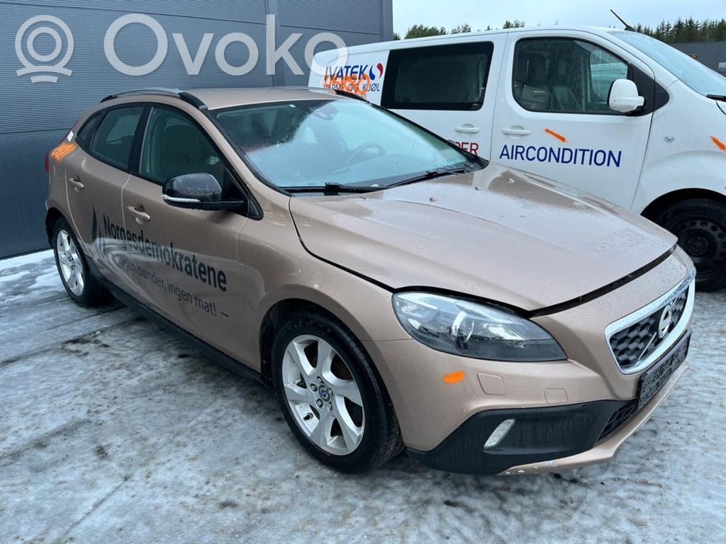 V40 S40, V40  36012709