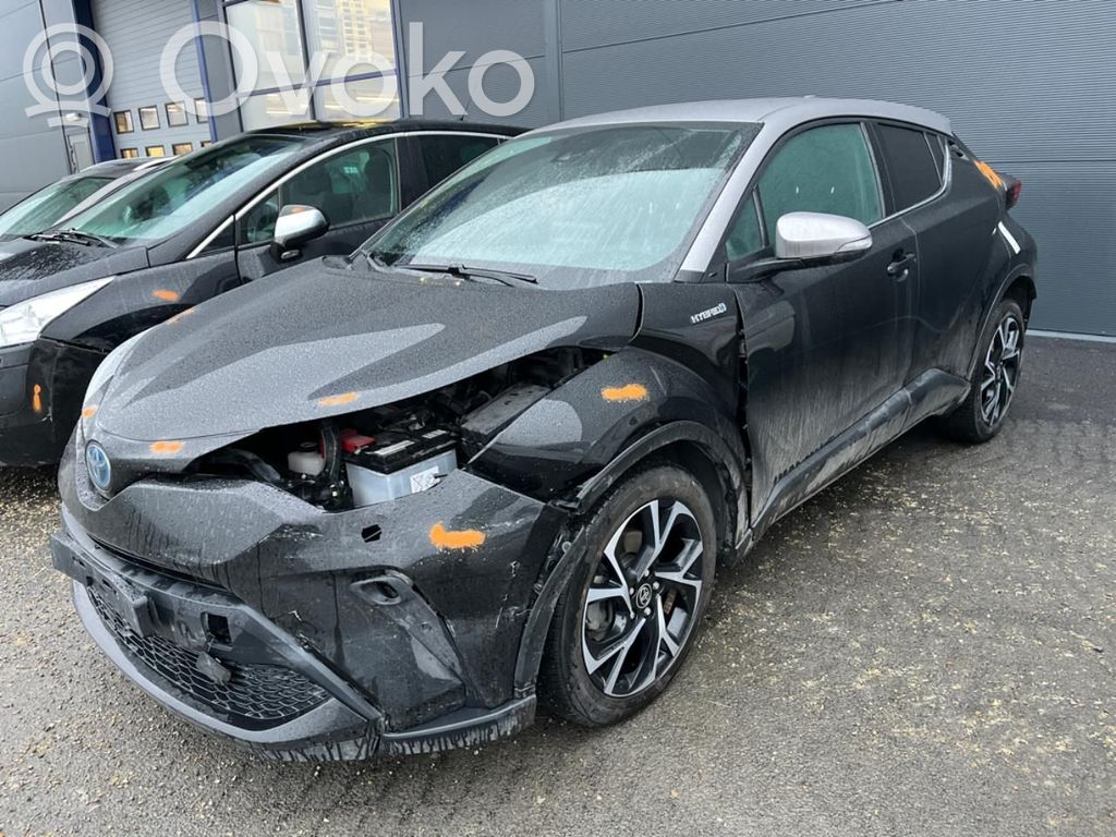 C-HR I C-HR  8121102190