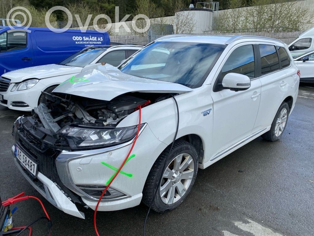 Outlander Outlander  8331A180