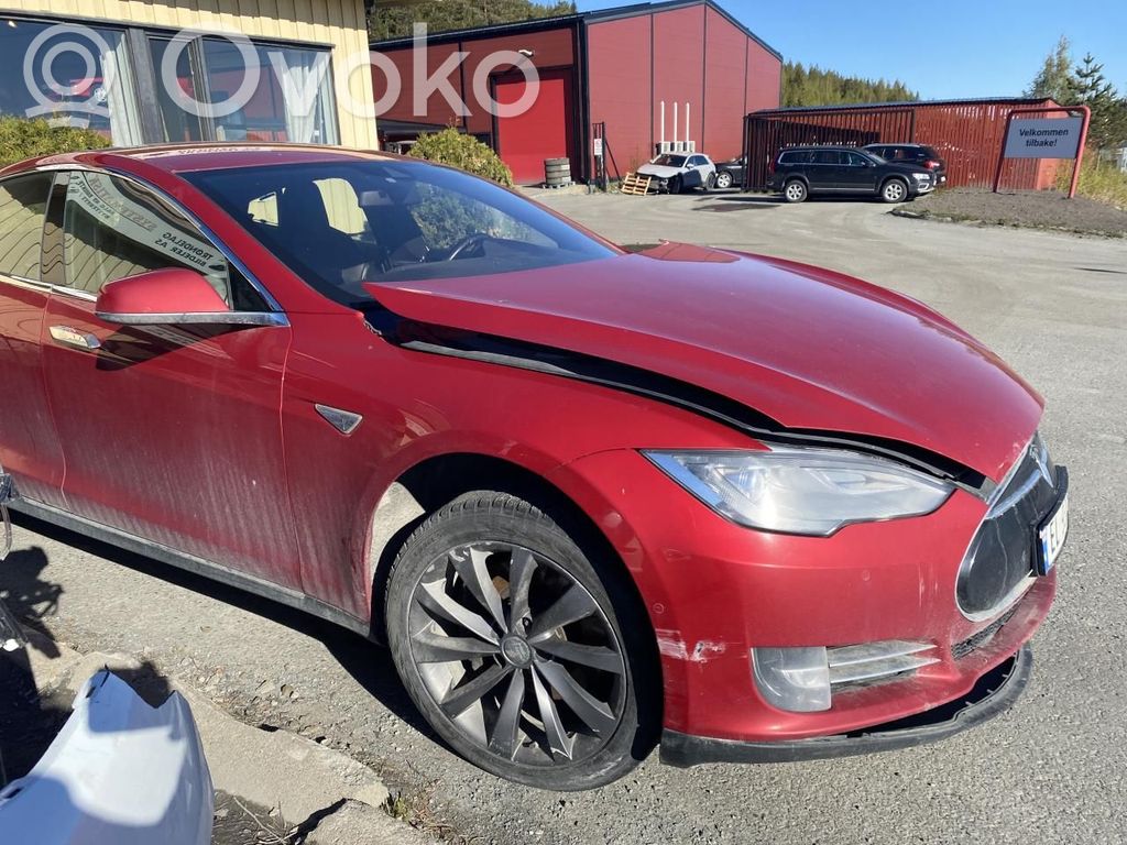 Model S Tesla Model S