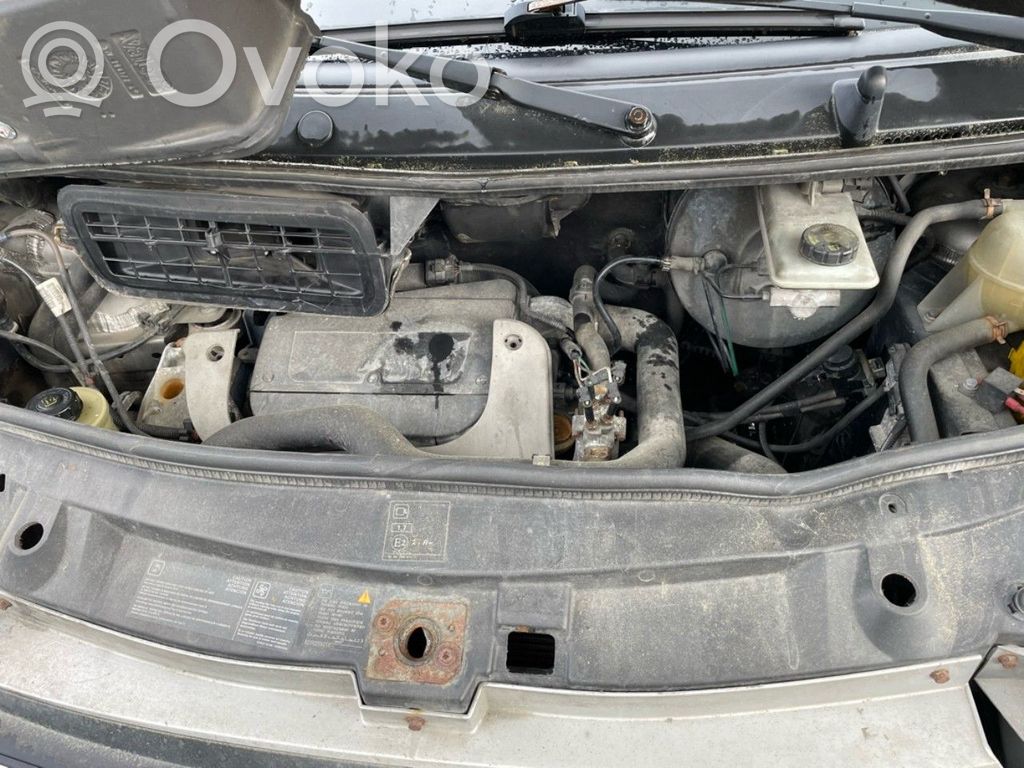 Vivaro Vivaro  8200546983