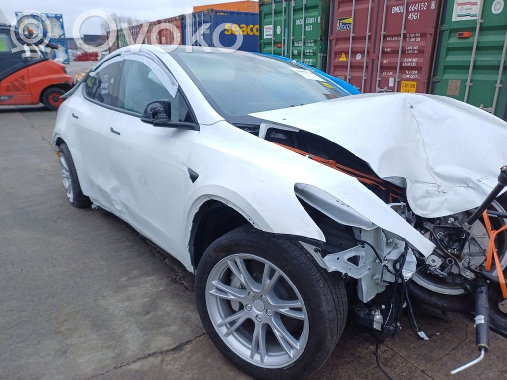 Model Y Tesla Model Y  149374100A